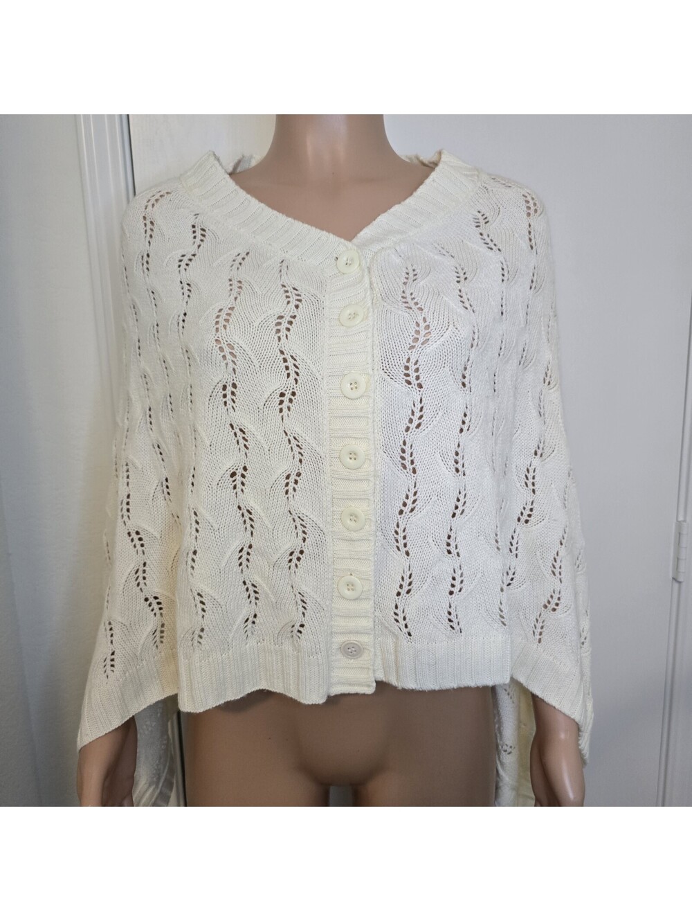 VTG Cream Cardigan Knit Sweater Button Down Cloak Granny Cottagecore